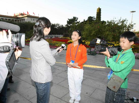 图文:大会上的小记者